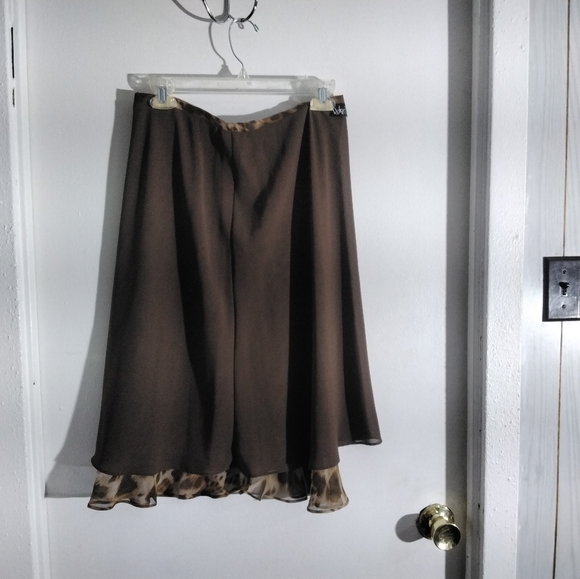 Ladies Refaella Petites Brown Skirt With Lining Sz 10 Slight Snag Right Side - Picture 3 of 4